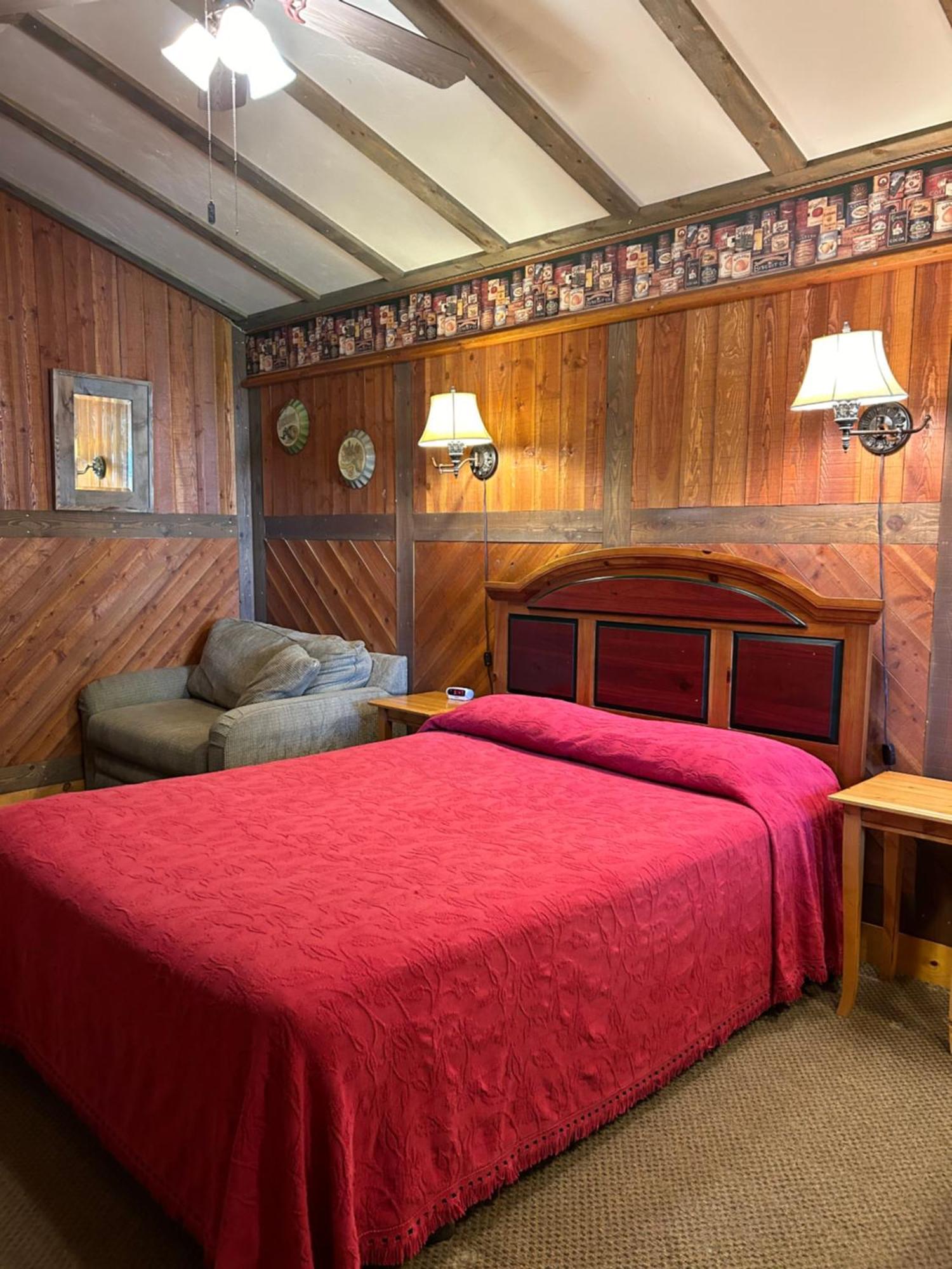 Moore'S Old Pine Inn Marysvale 외부 사진