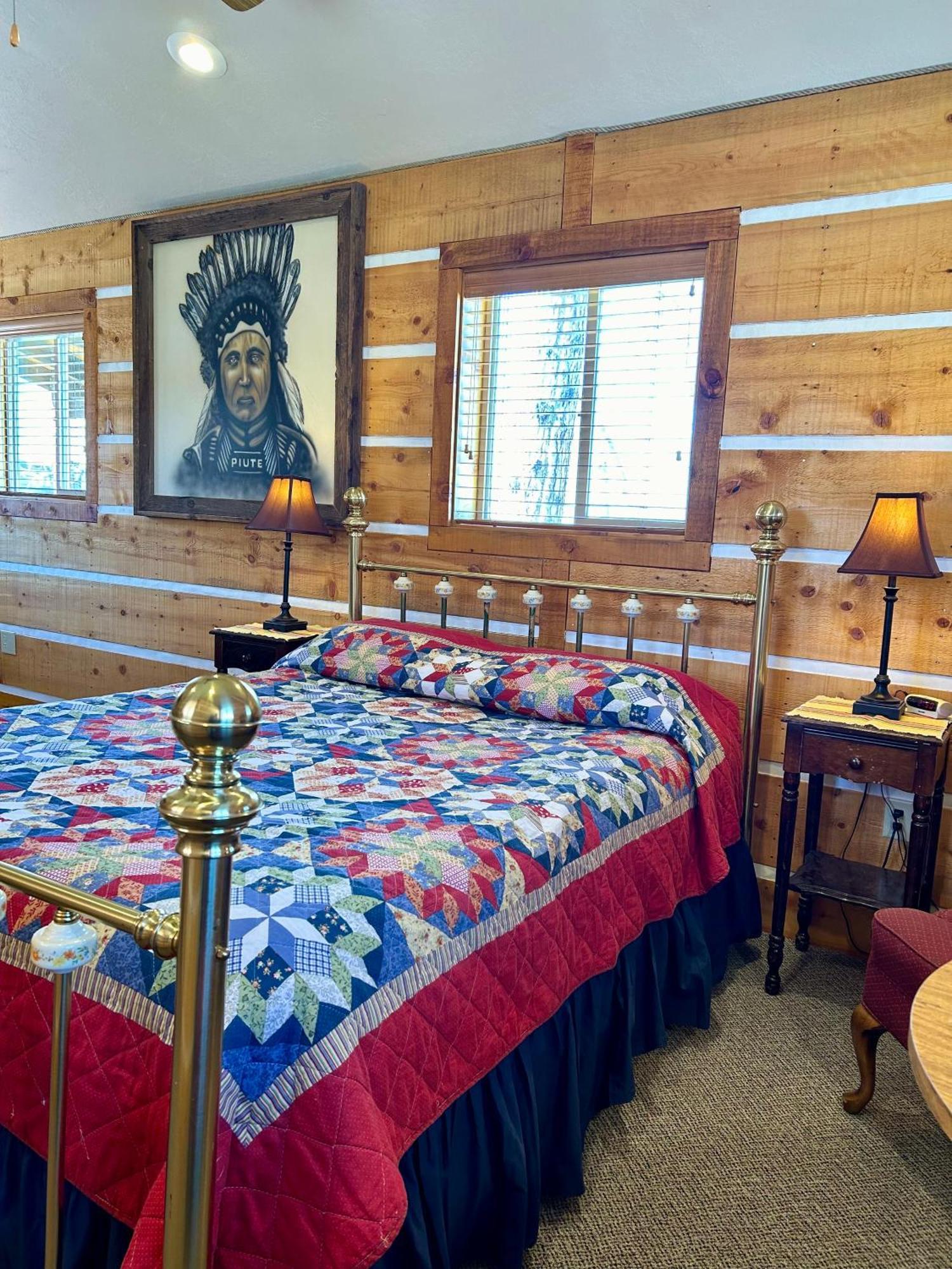 Moore'S Old Pine Inn Marysvale 외부 사진