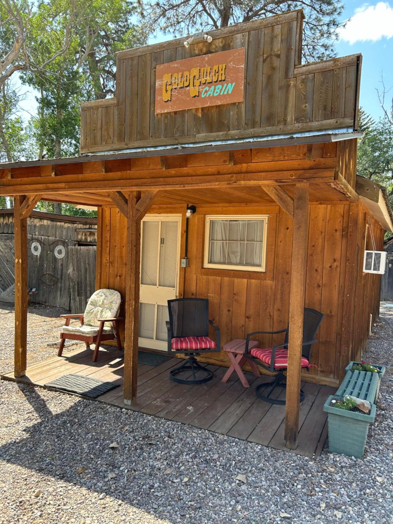 Moore'S Old Pine Inn Marysvale 외부 사진